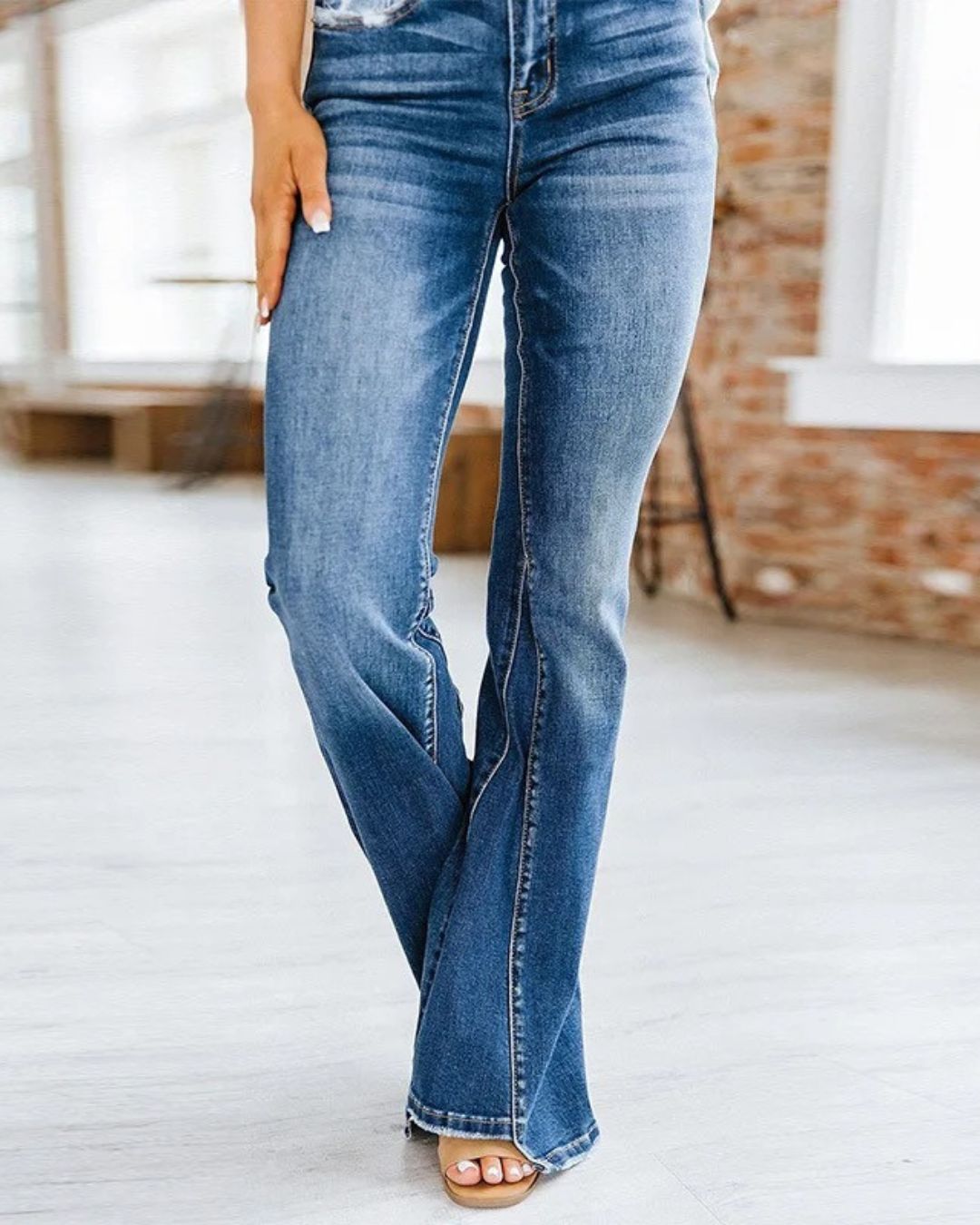 Matilde - High Waist Flared Jeans