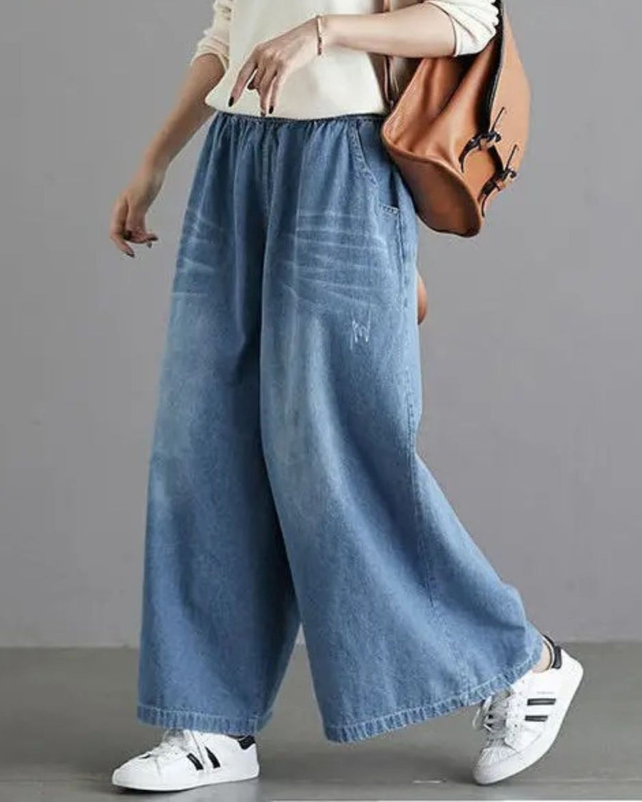 Ellie - Mid Waisted Oversized Jeans