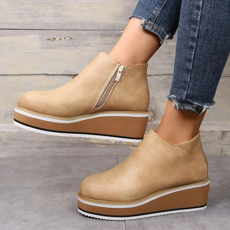 Elize - Short Wedge Round Toe Leisure Boots