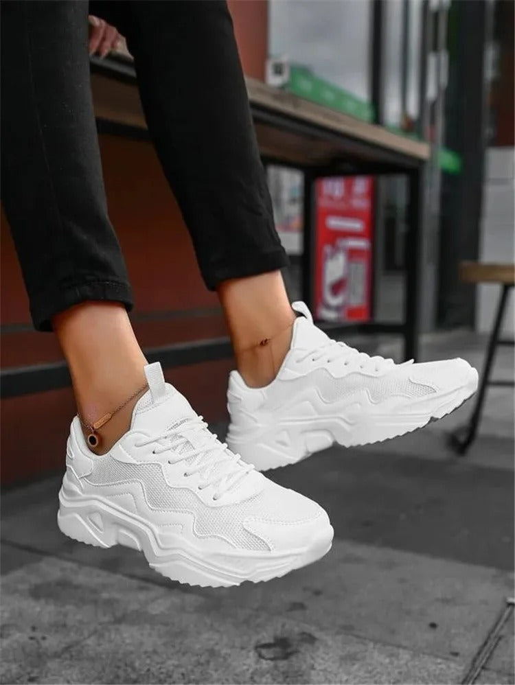 Vida - Ultimate Comfort White Sneaker